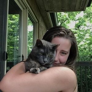 Meet your Posher, Teri